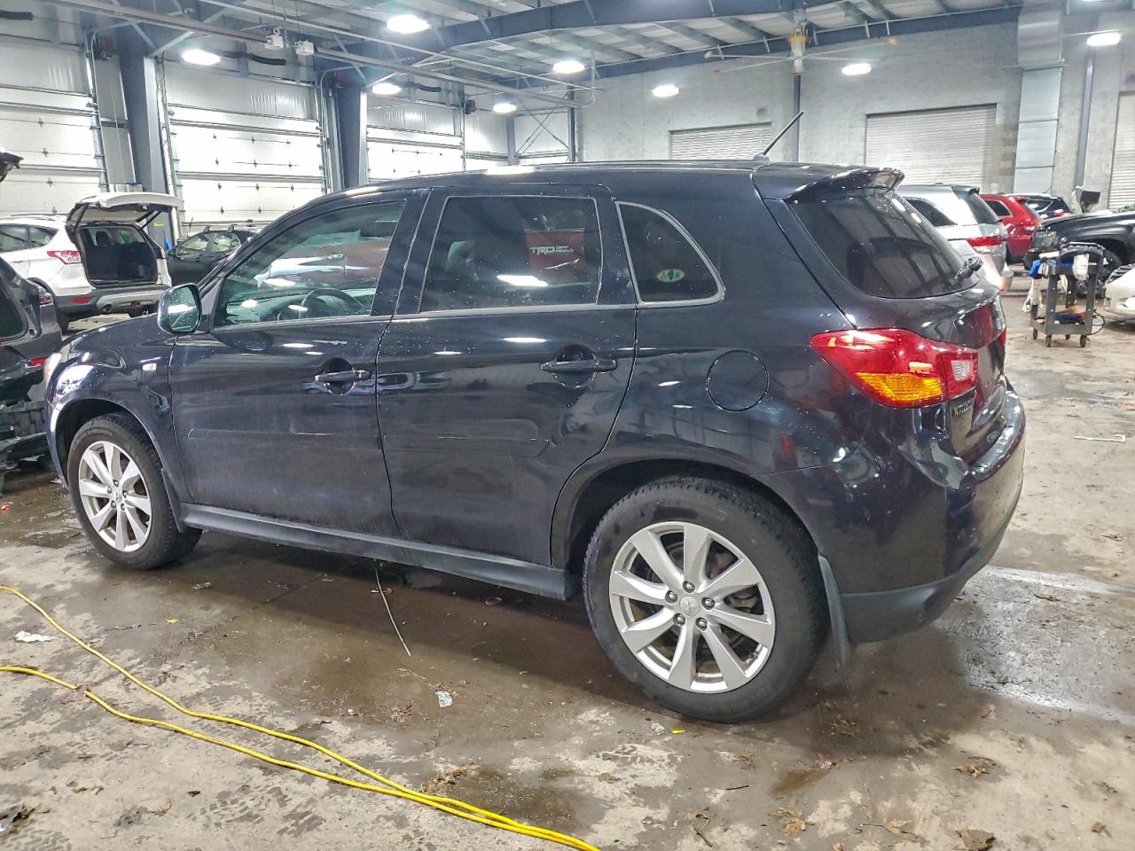 2015 MITSUBISHI OUTLANDER SPORT ES photo 2