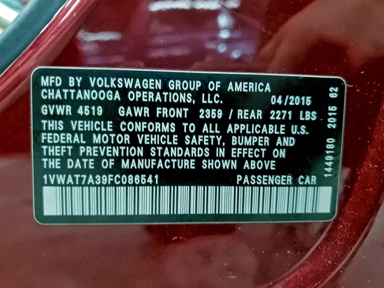 2015 VOLKSWAGEN PASSAT S photo 12