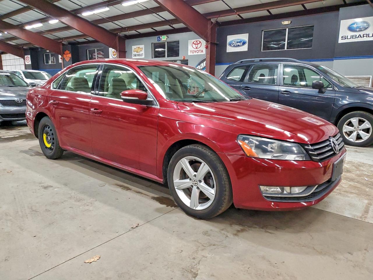 2015 VOLKSWAGEN PASSAT S photo 4