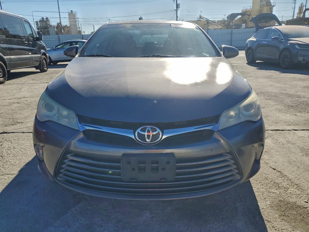 2016 TOYOTA CAMRY LE photo 9