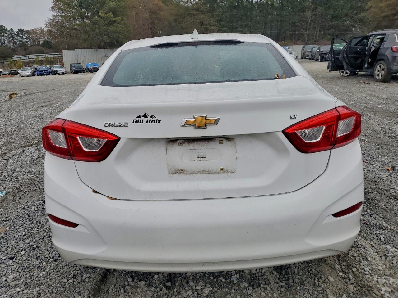 2017 CHEVROLET CRUZE LT photo 6