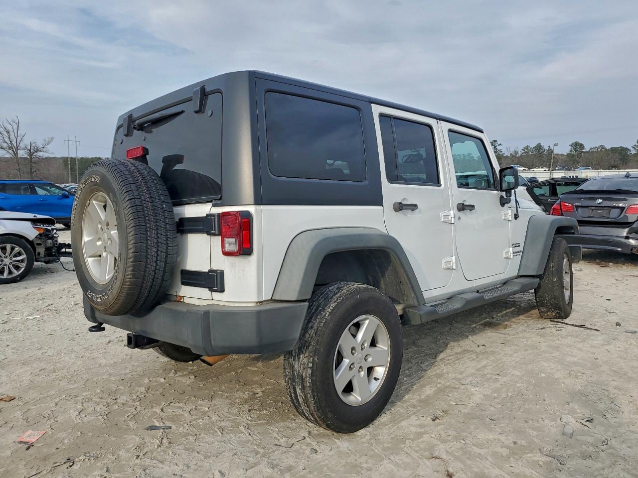 2015 JEEP WRANGLER UNLIMITED SPORT photo 3