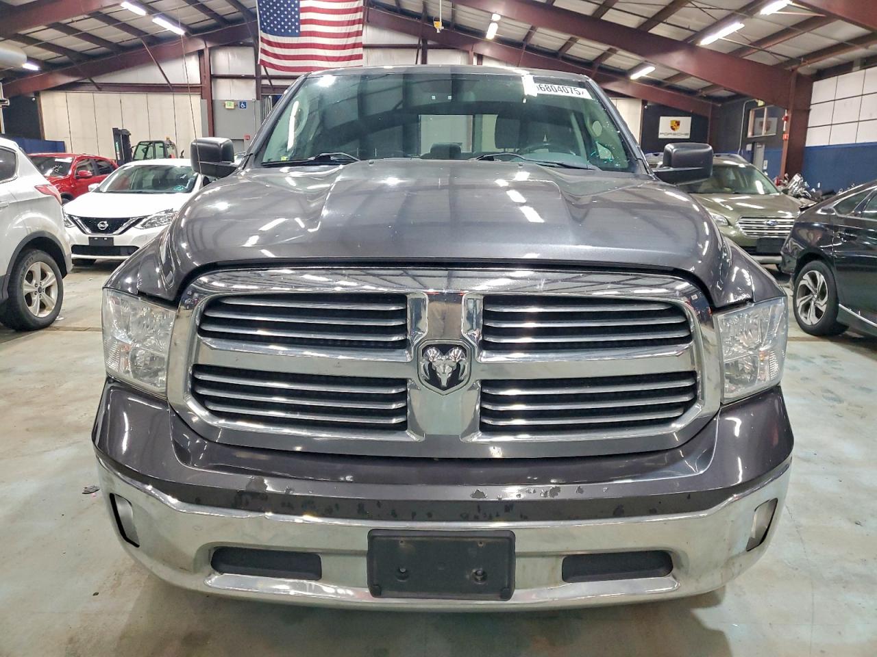 2014 RAM 1500 SLT photo 5