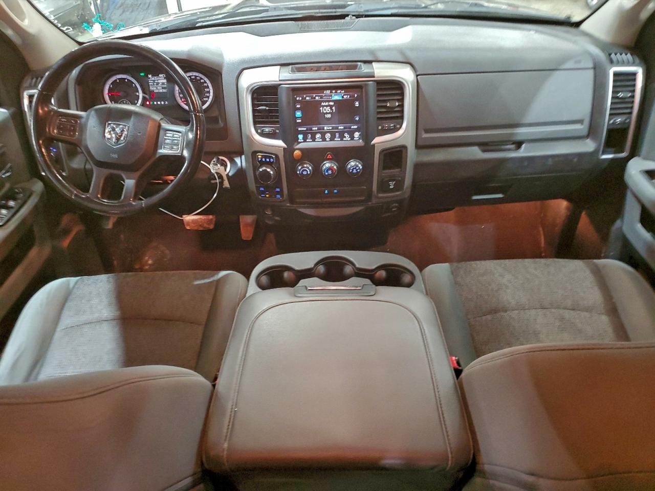 2014 RAM 1500 SLT photo 8