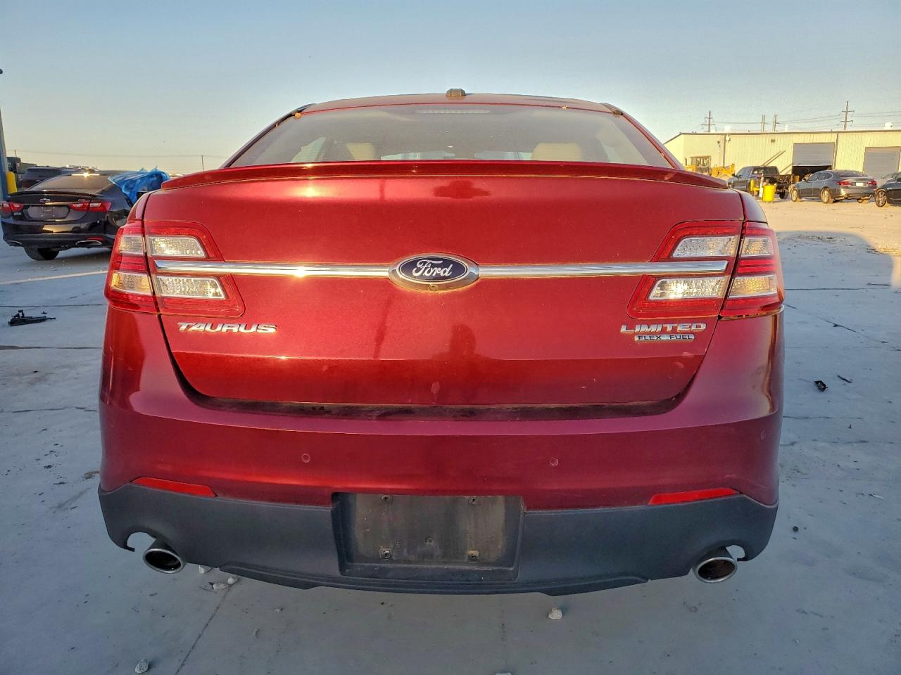 2016 FORD TAURUS LIMITED photo 6