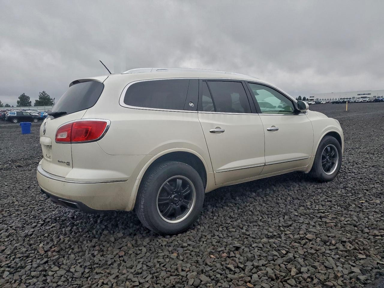 2015 BUICK ENCLAVE photo 3