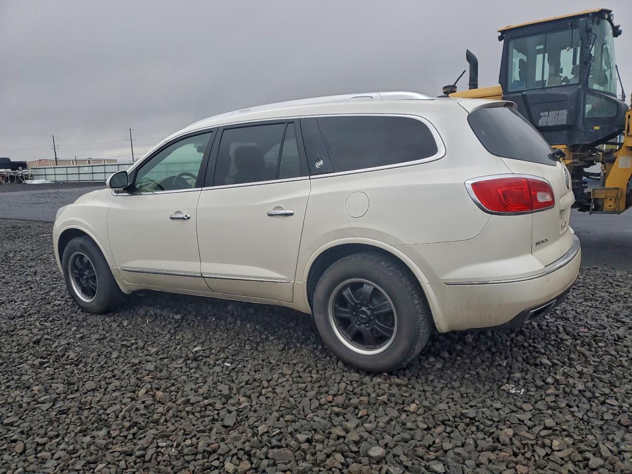 2015 BUICK ENCLAVE photo 2