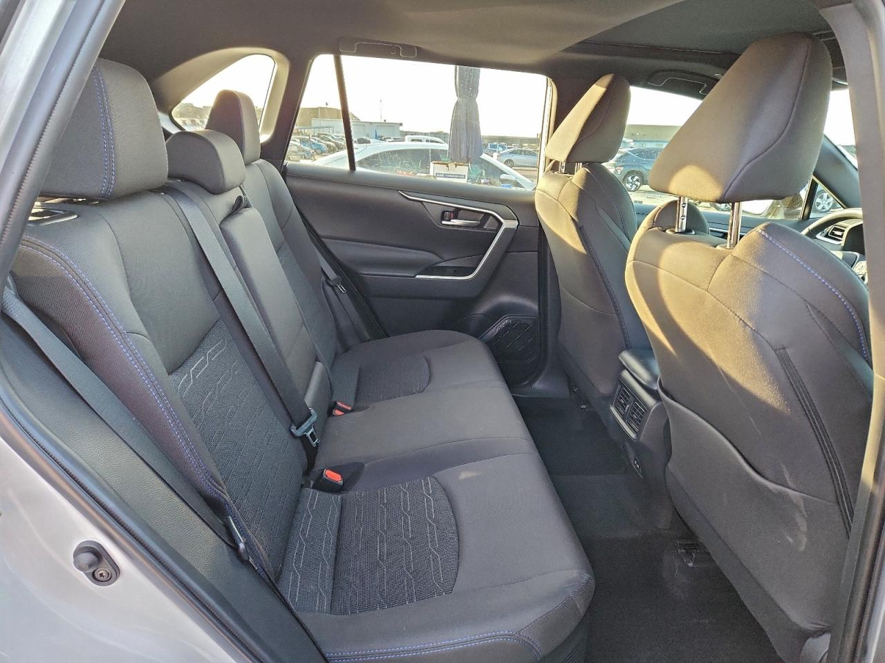 2024 TOYOTA RAV4 SE photo 21