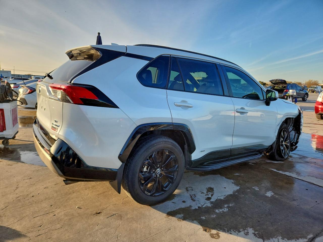 2024 TOYOTA RAV4 SE photo 5