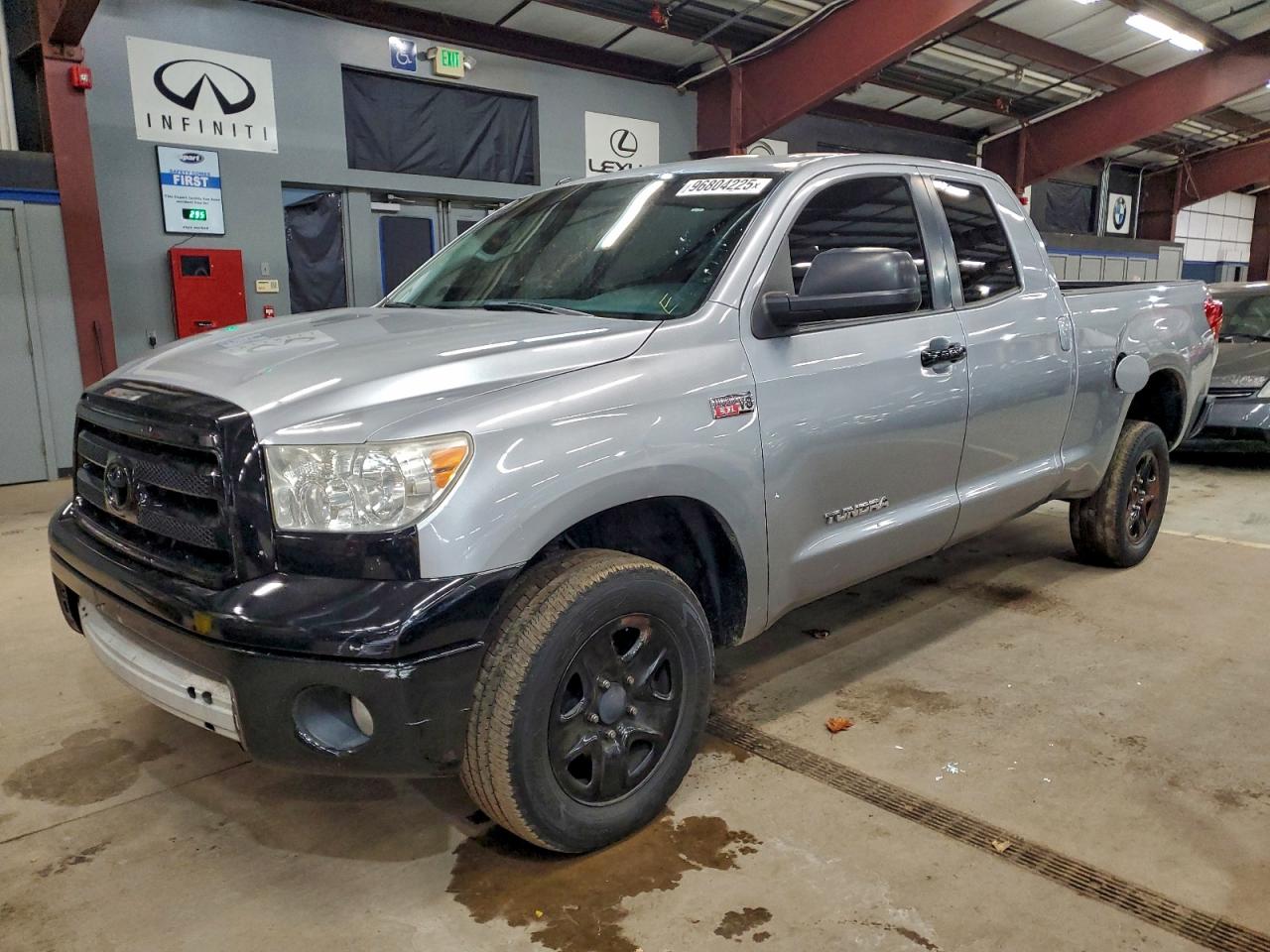 2013 TOYOTA TUNDRA