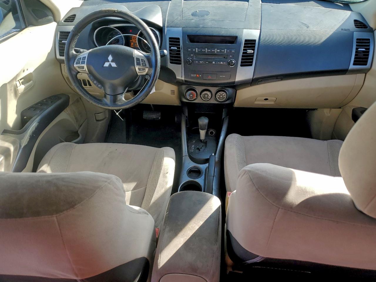 2007 MITSUBISHI OUTLANDER ES photo 8