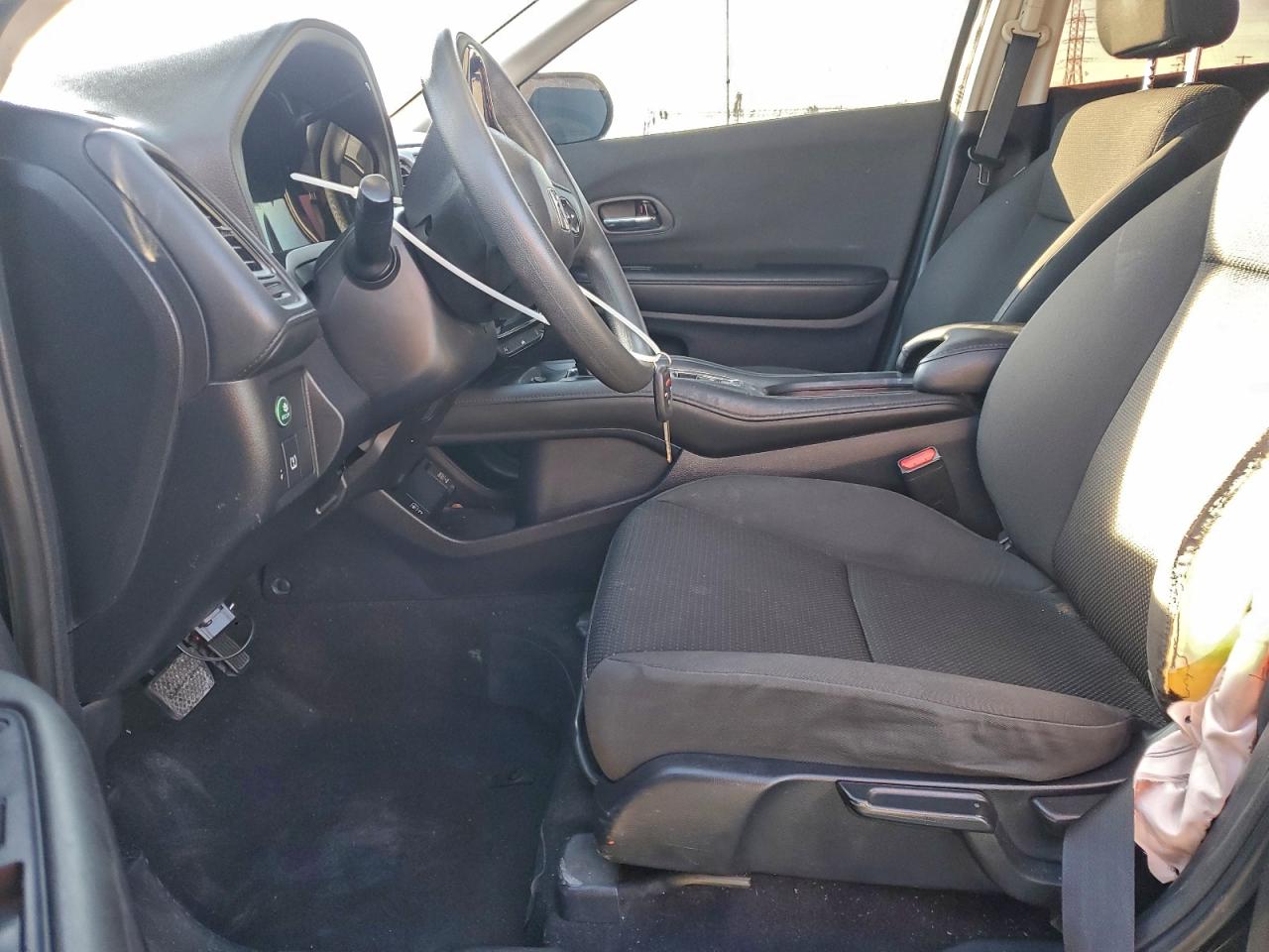 2019 HONDA HR-V LX photo 7