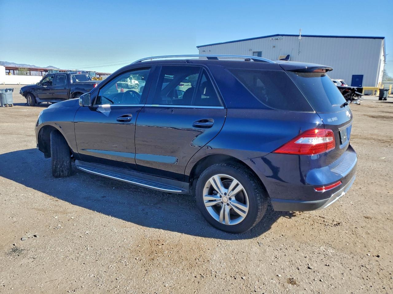 2015 MERCEDES-BENZ ML 350 4MATIC photo 2