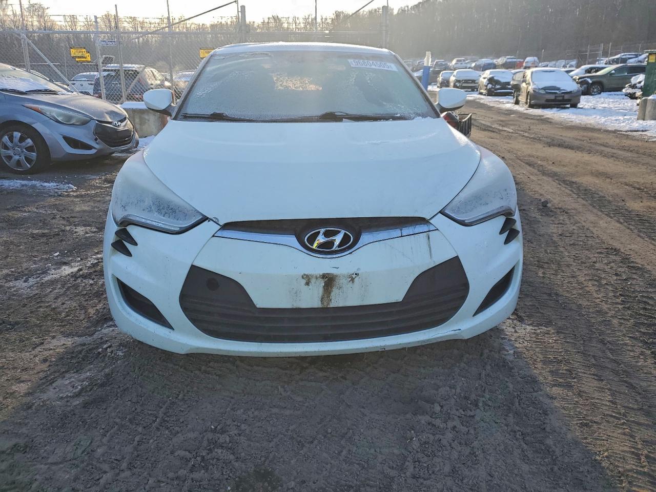 2016 HYUNDAI VELOSTER photo 5