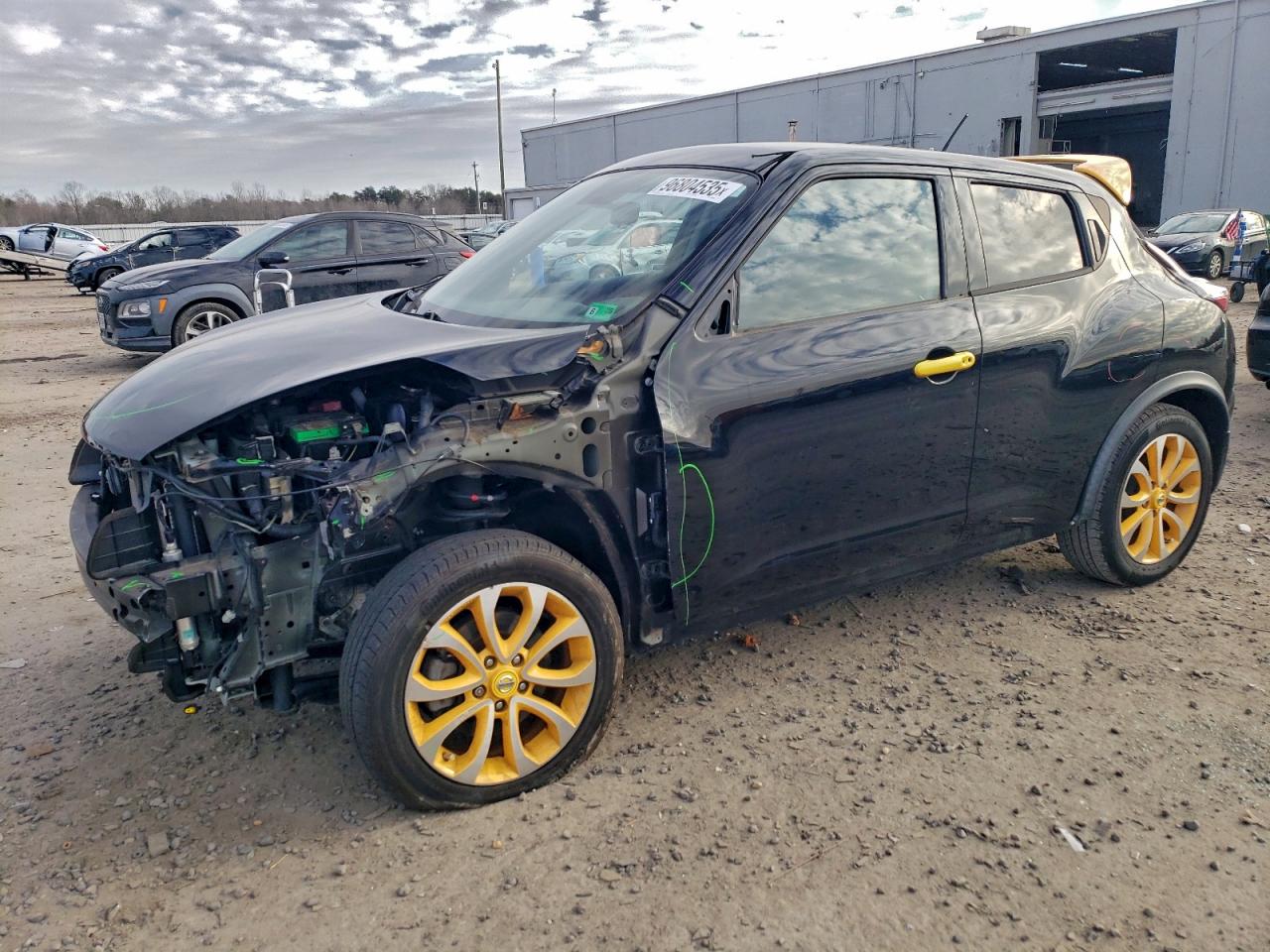 2015 NISSAN JUKE