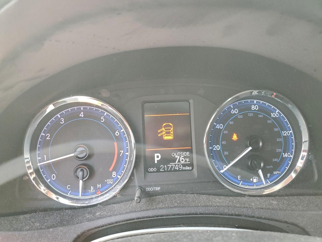 2017 TOYOTA COROLLA L photo 9