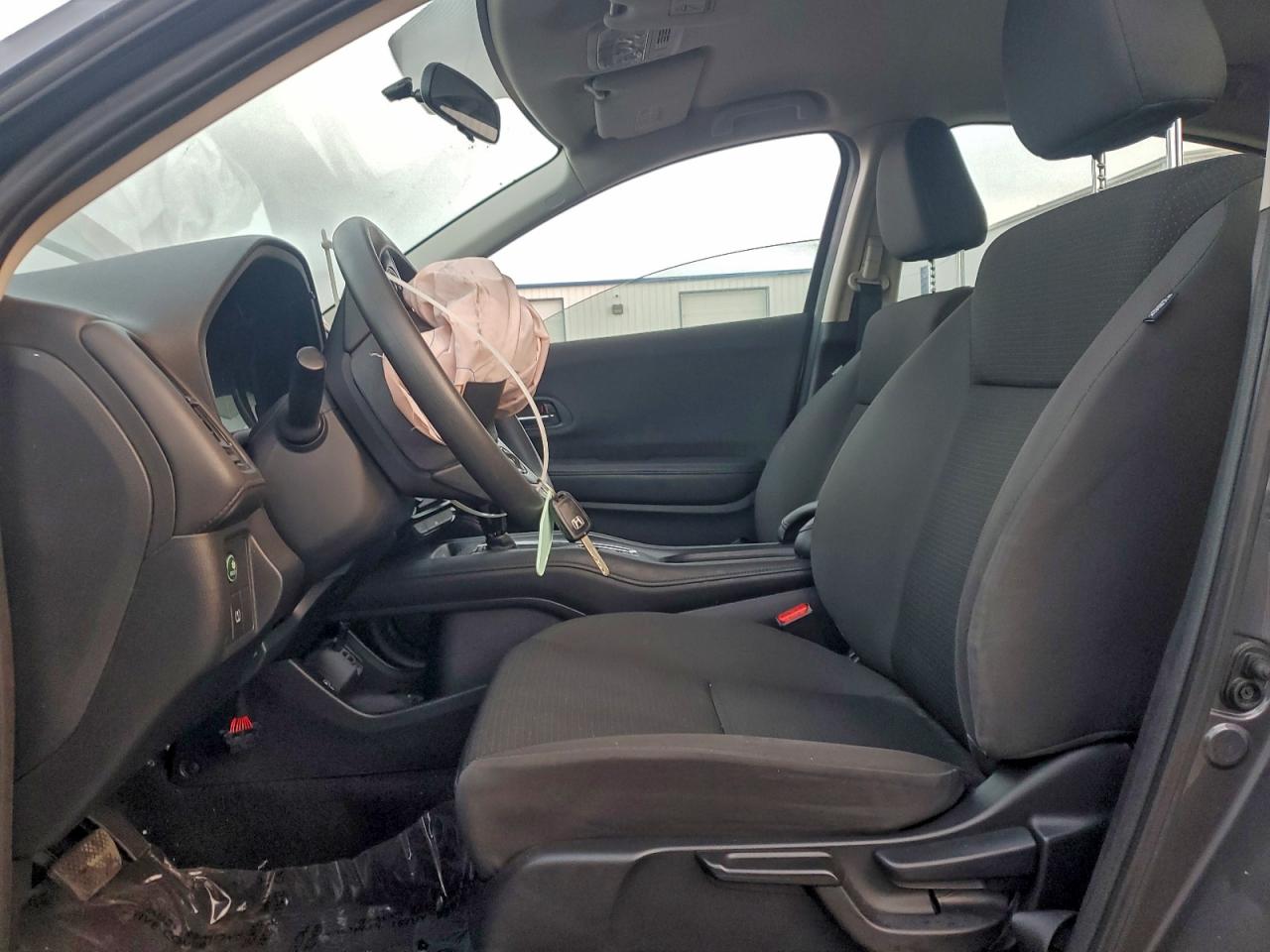 2019 HONDA HR-V LX photo 7