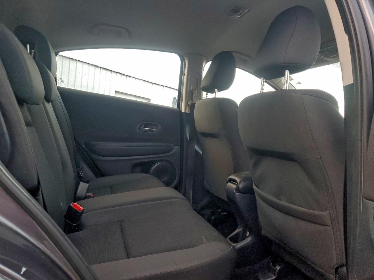 2019 HONDA HR-V LX photo 10