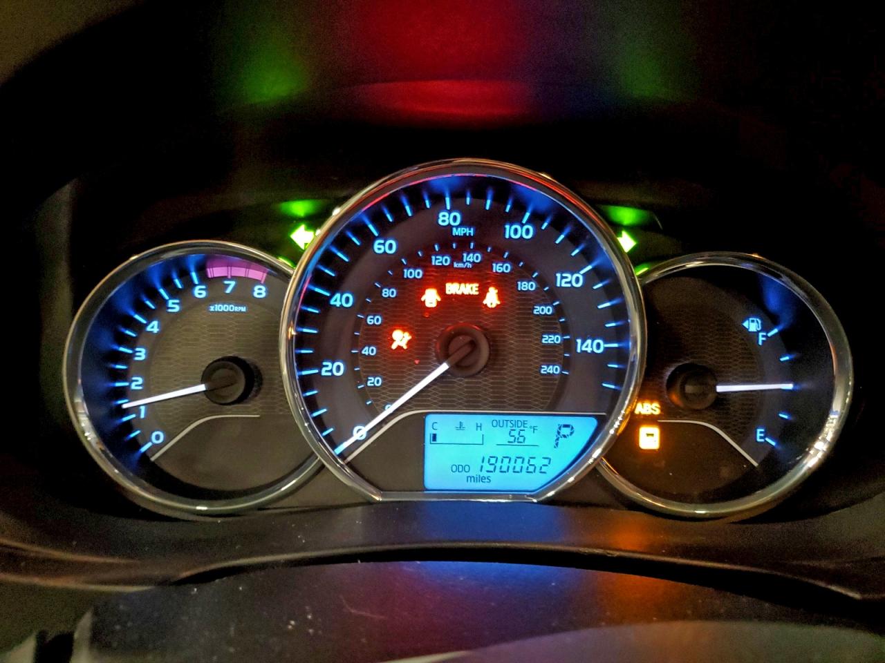 2014 TOYOTA COROLLA L photo 9