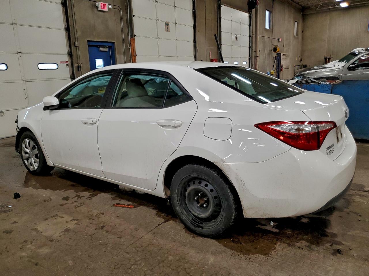 2014 TOYOTA COROLLA L photo 2