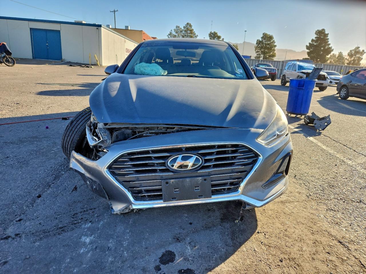 2018 HYUNDAI SONATA SE photo 5