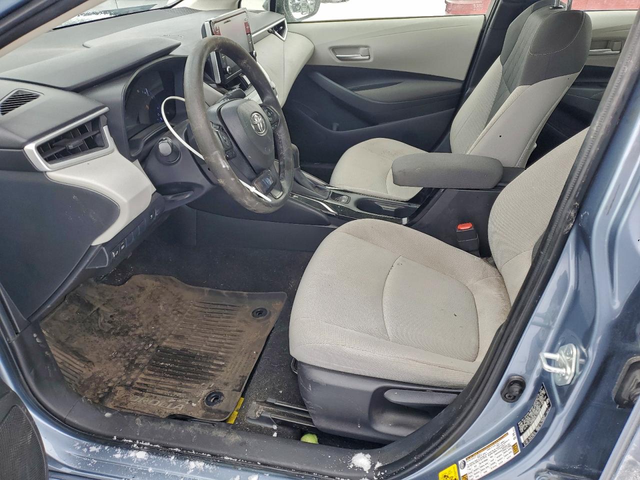 2020 TOYOTA COROLLA LE photo 7
