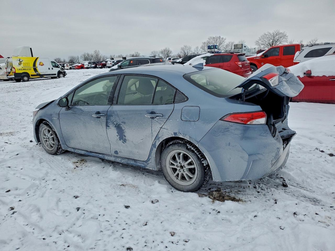 2020 TOYOTA COROLLA LE photo 2