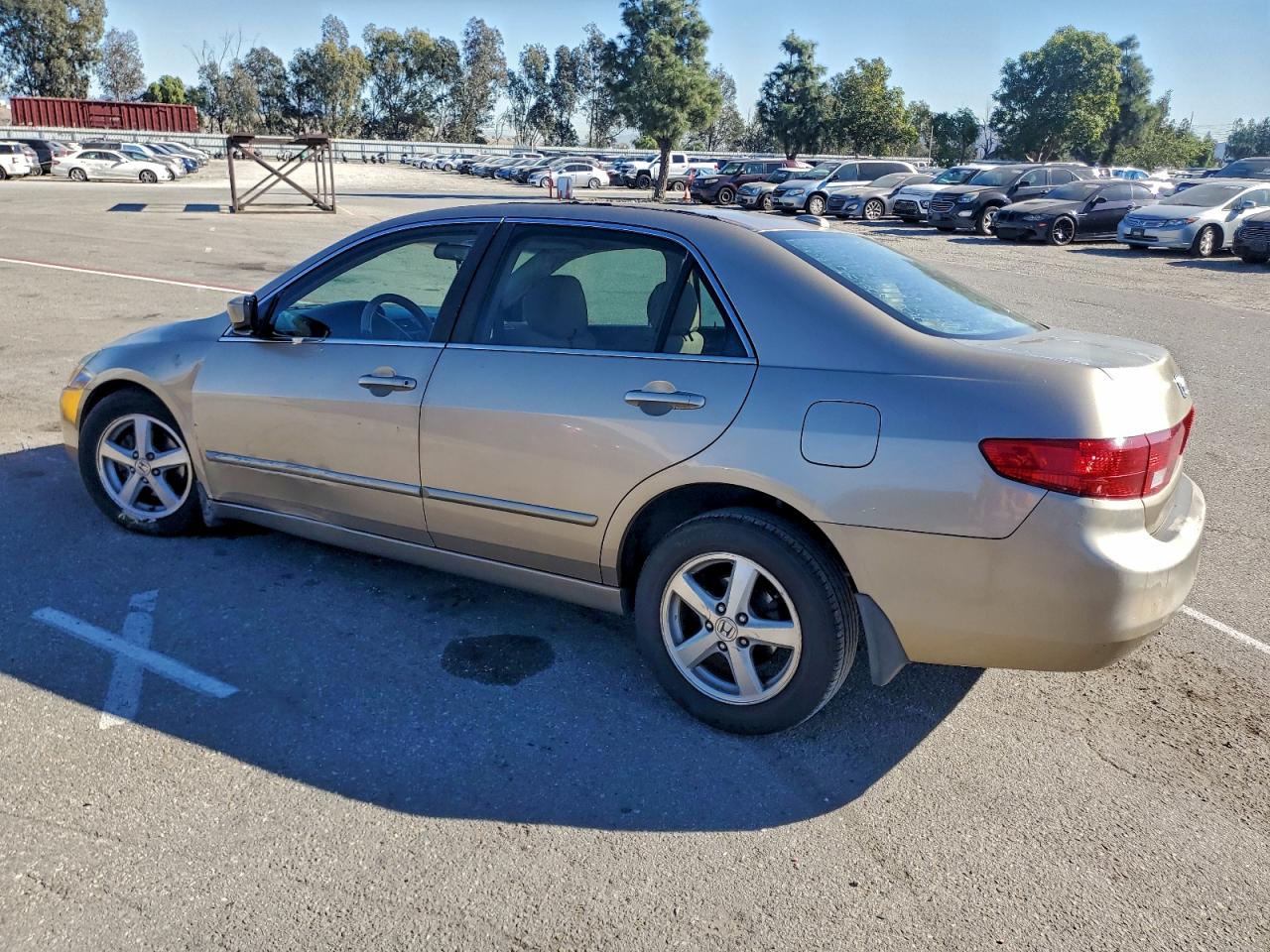 2005 HONDA ACCORD EX photo 2