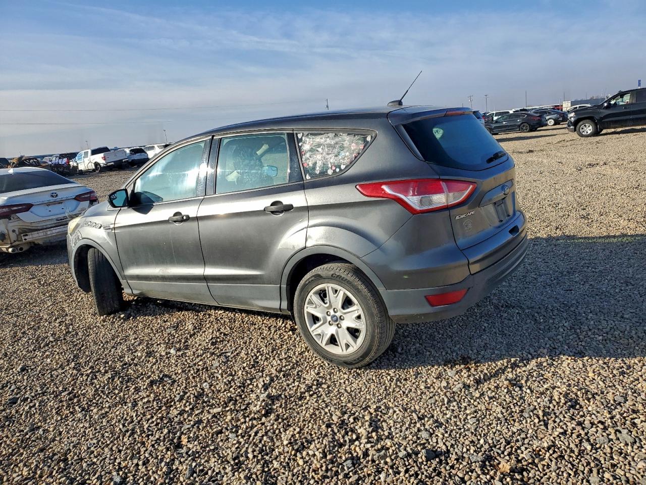 2016 FORD ESCAPE S photo 2