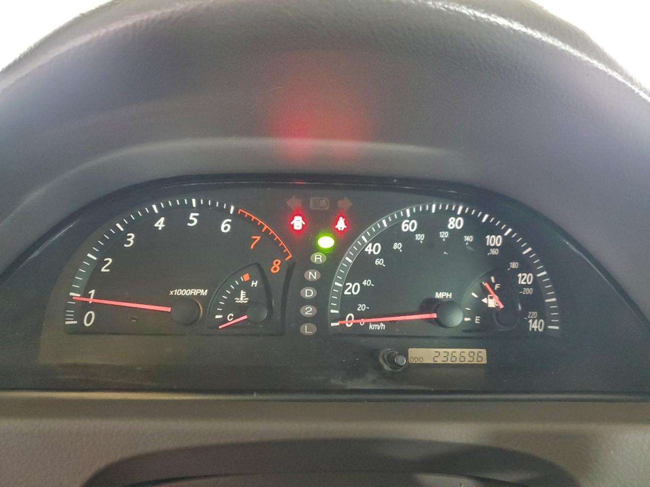 2003 TOYOTA CAMRY LE photo 9