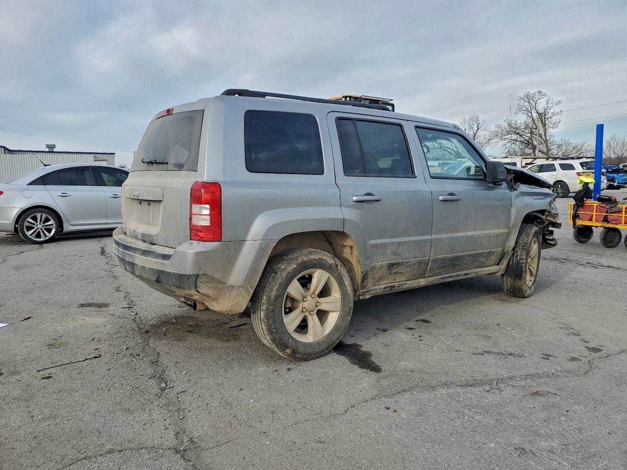 2015 JEEP PATRIOT SPORT photo 3