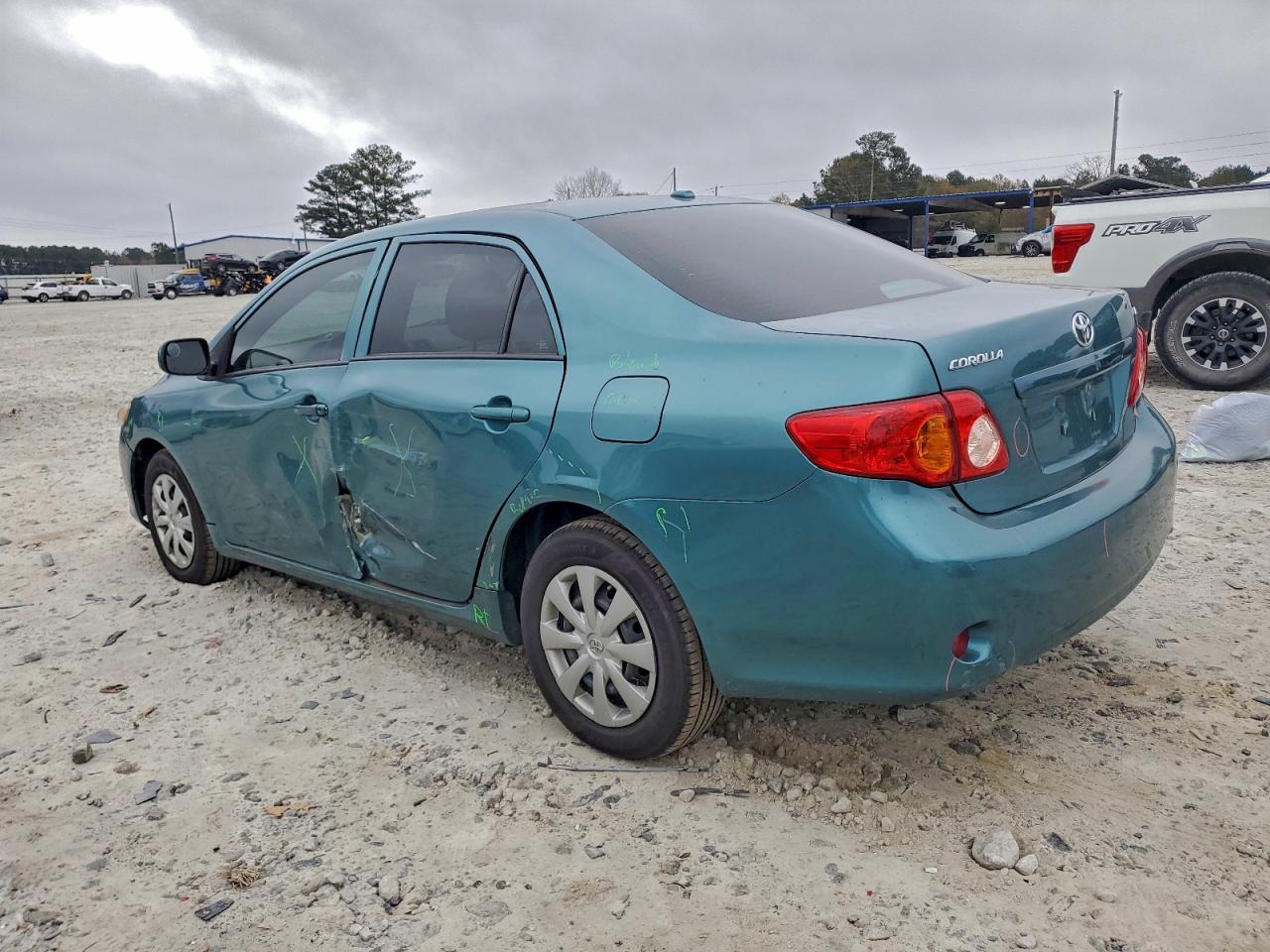 2010 TOYOTA COROLLA BASE photo 2