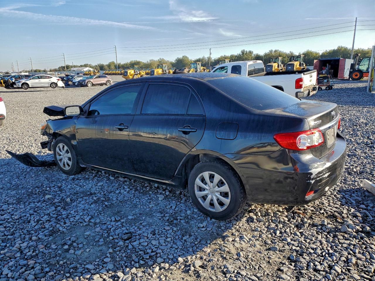 2011 TOYOTA COROLLA BASE photo 2