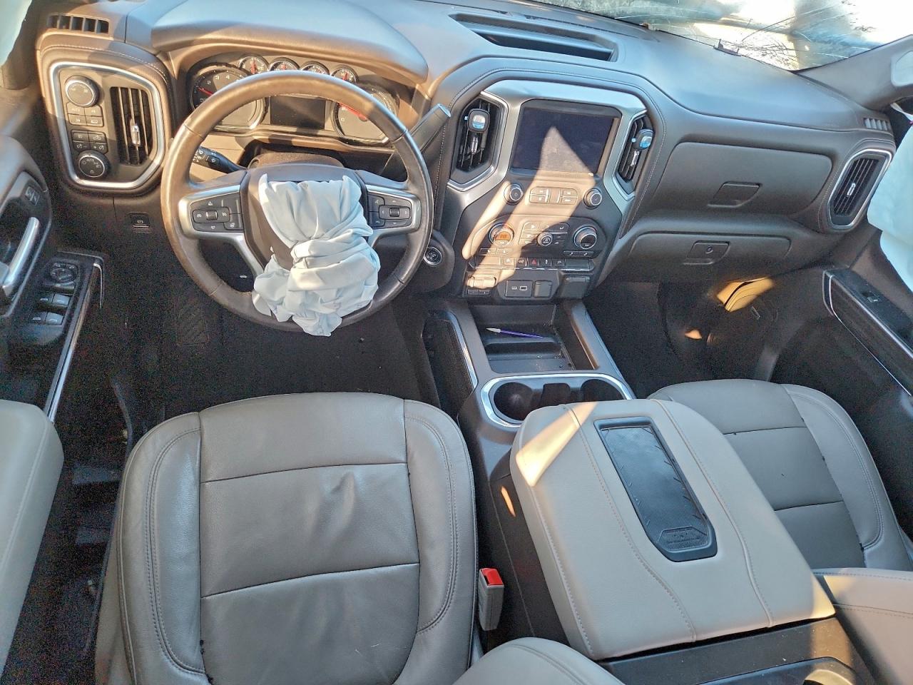 2019 CHEVROLET SILVERADO K1500 RST photo 8