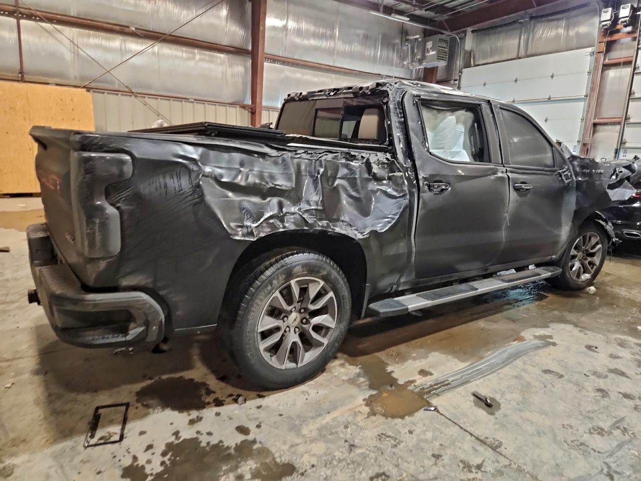 2019 CHEVROLET SILVERADO K1500 RST photo 3