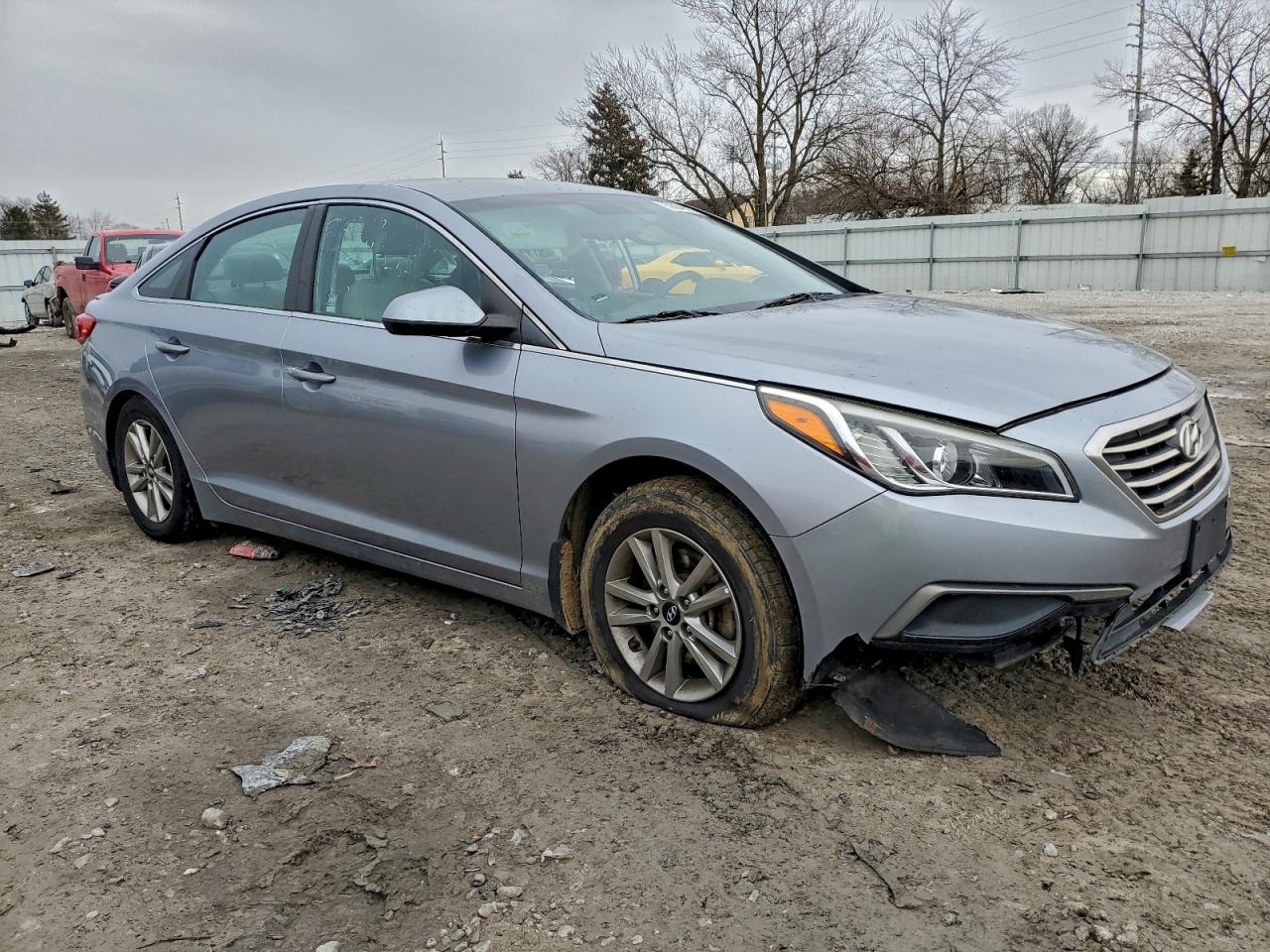 2016 HYUNDAI SONATA SE photo 4
