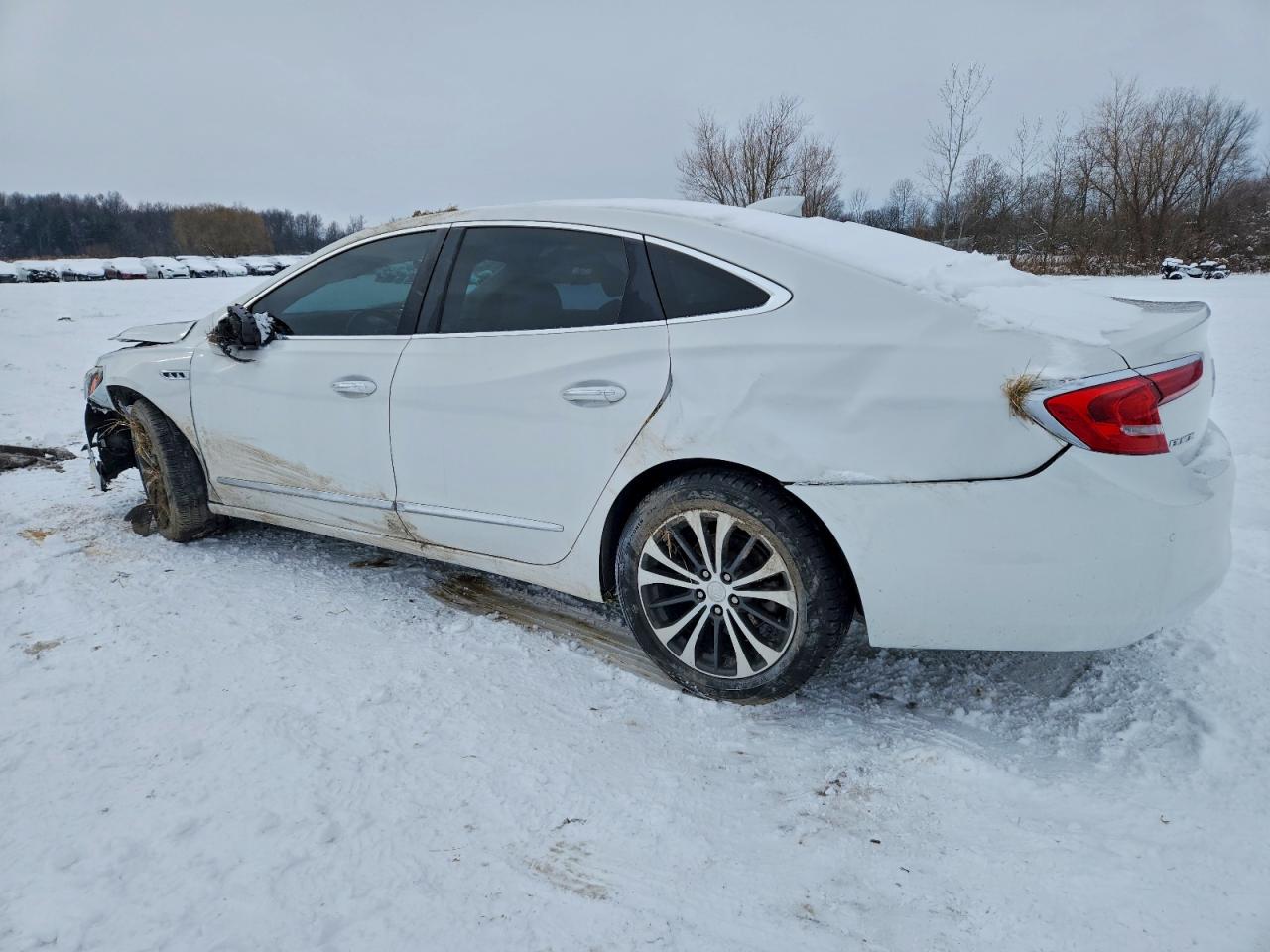 2018 BUICK LACROSSE ESSENCE photo 2