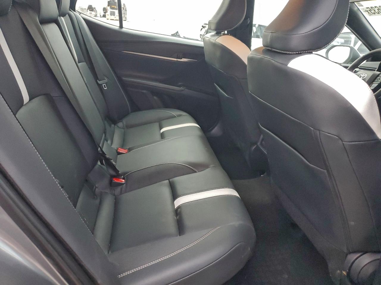 2025 TOYOTA CAMRY XSE photo 10
