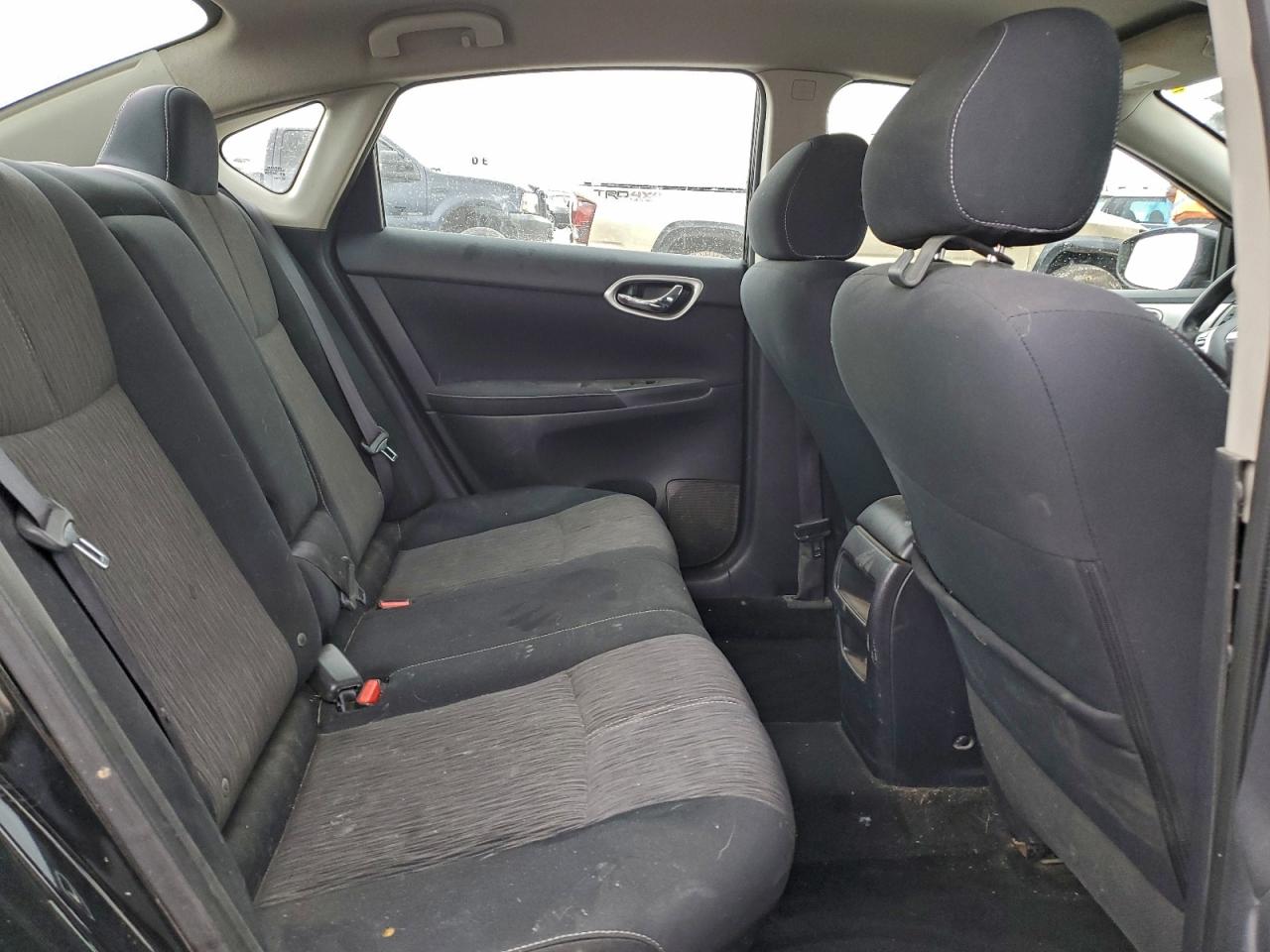 2014 NISSAN SENTRA S photo 10