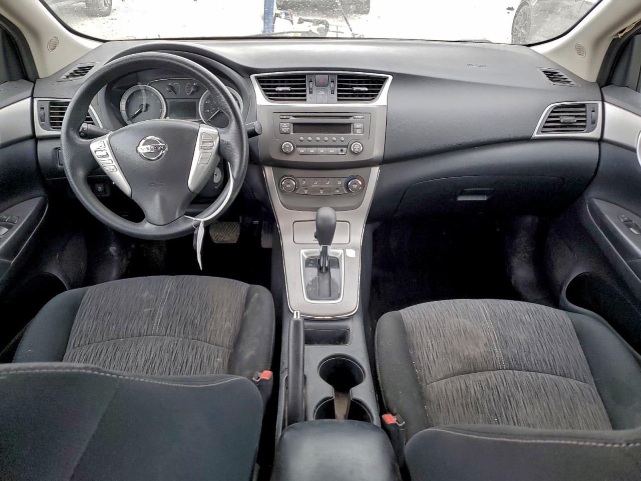 2014 NISSAN SENTRA S photo 8