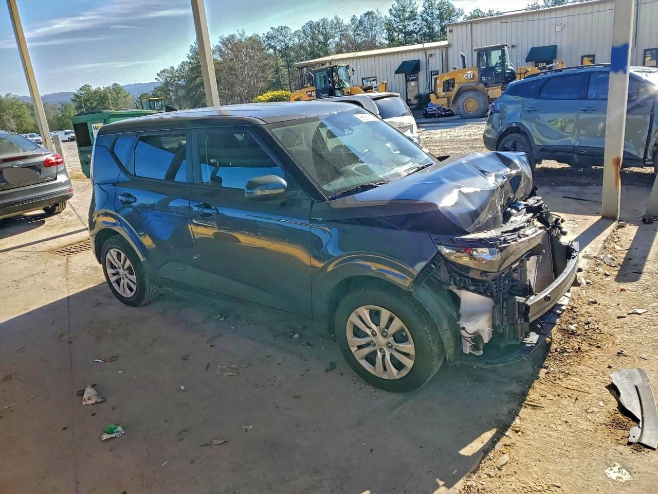 2024 KIA SOUL LX photo 4
