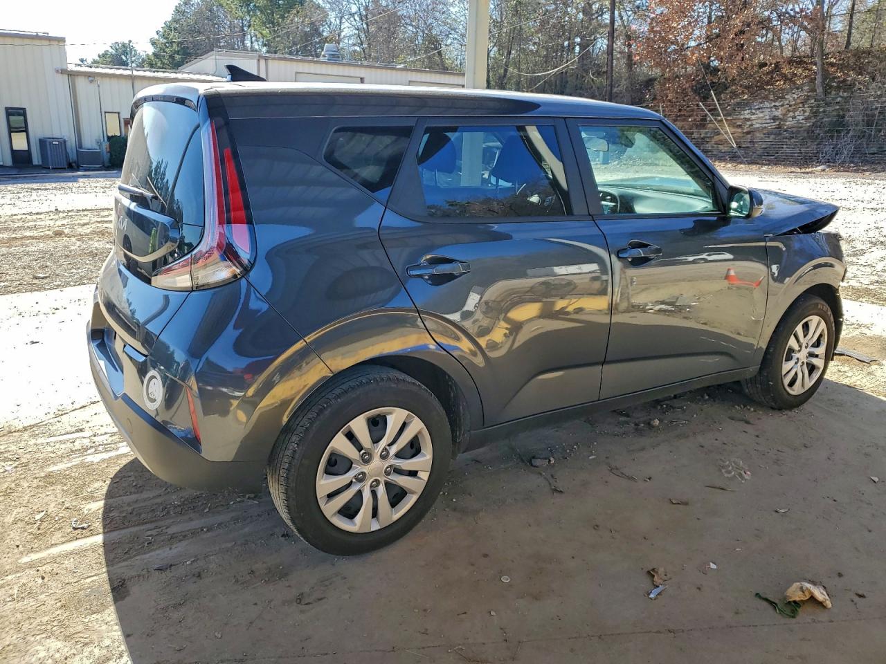 2024 KIA SOUL LX photo 3