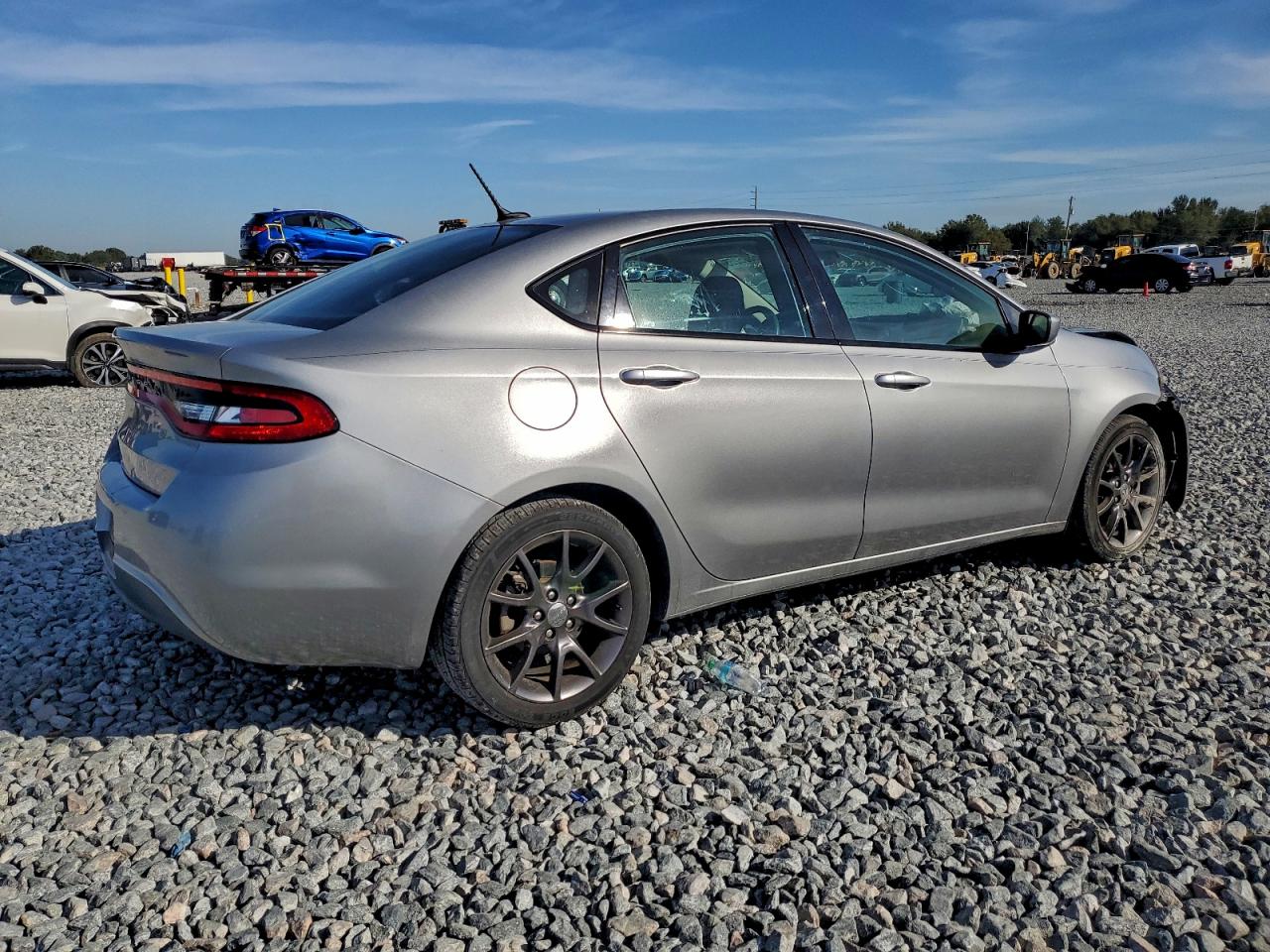2015 DODGE DART SE photo 3