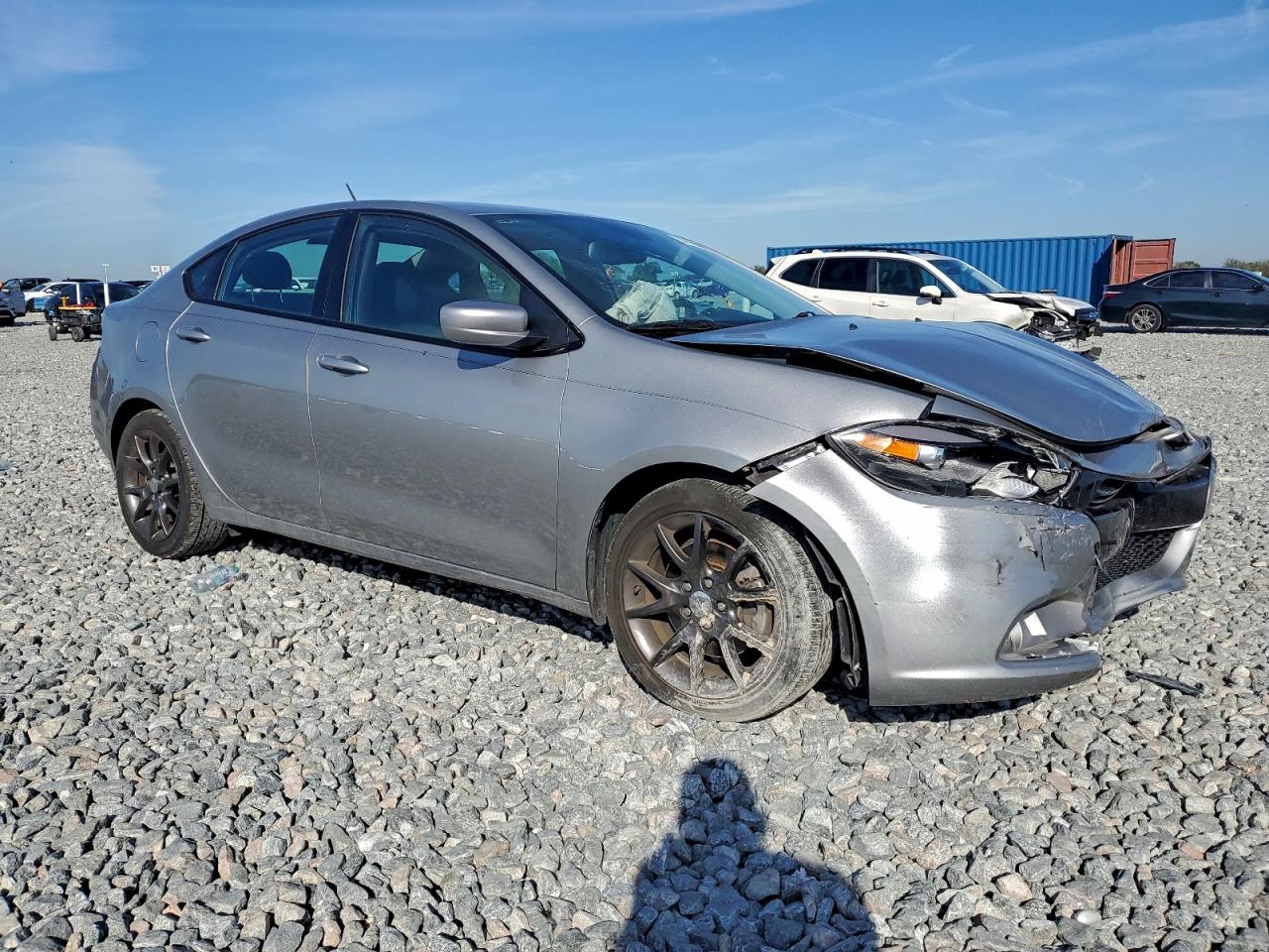 2015 DODGE DART SE photo 4