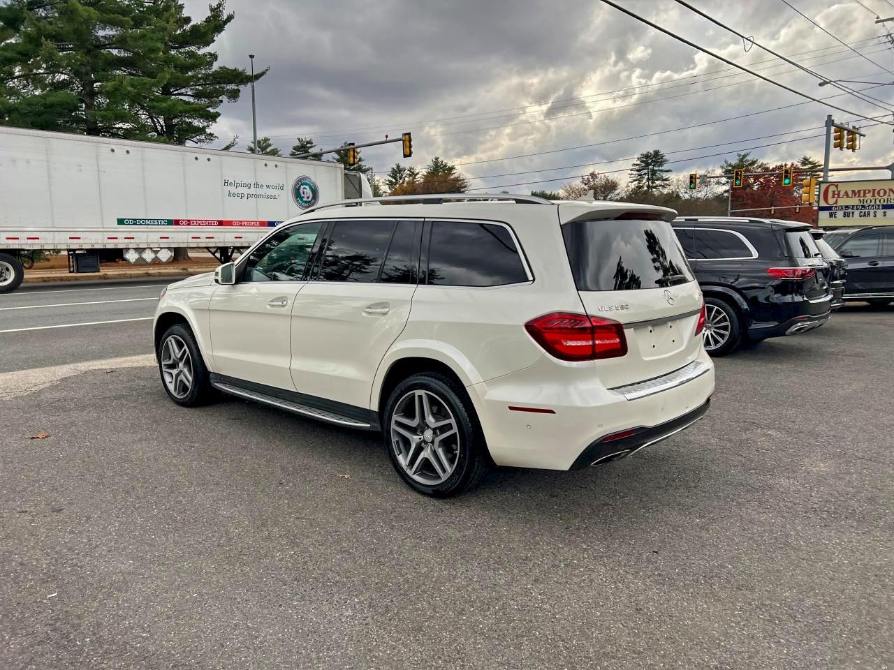 2017 MERCEDES-BENZ GLS 550 4MATIC photo 3