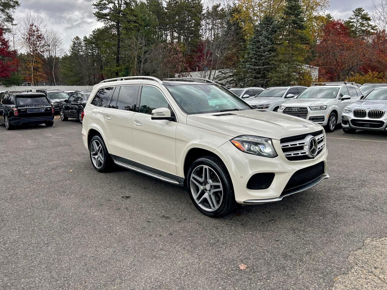 2017 MERCEDES-BENZ GLS 550 4MATIC photo 2