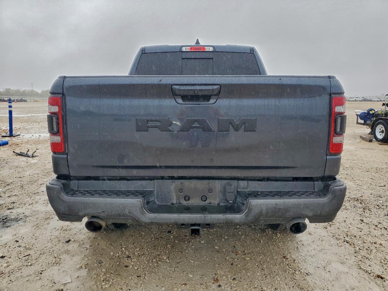 2019 RAM 1500 REBEL photo 6