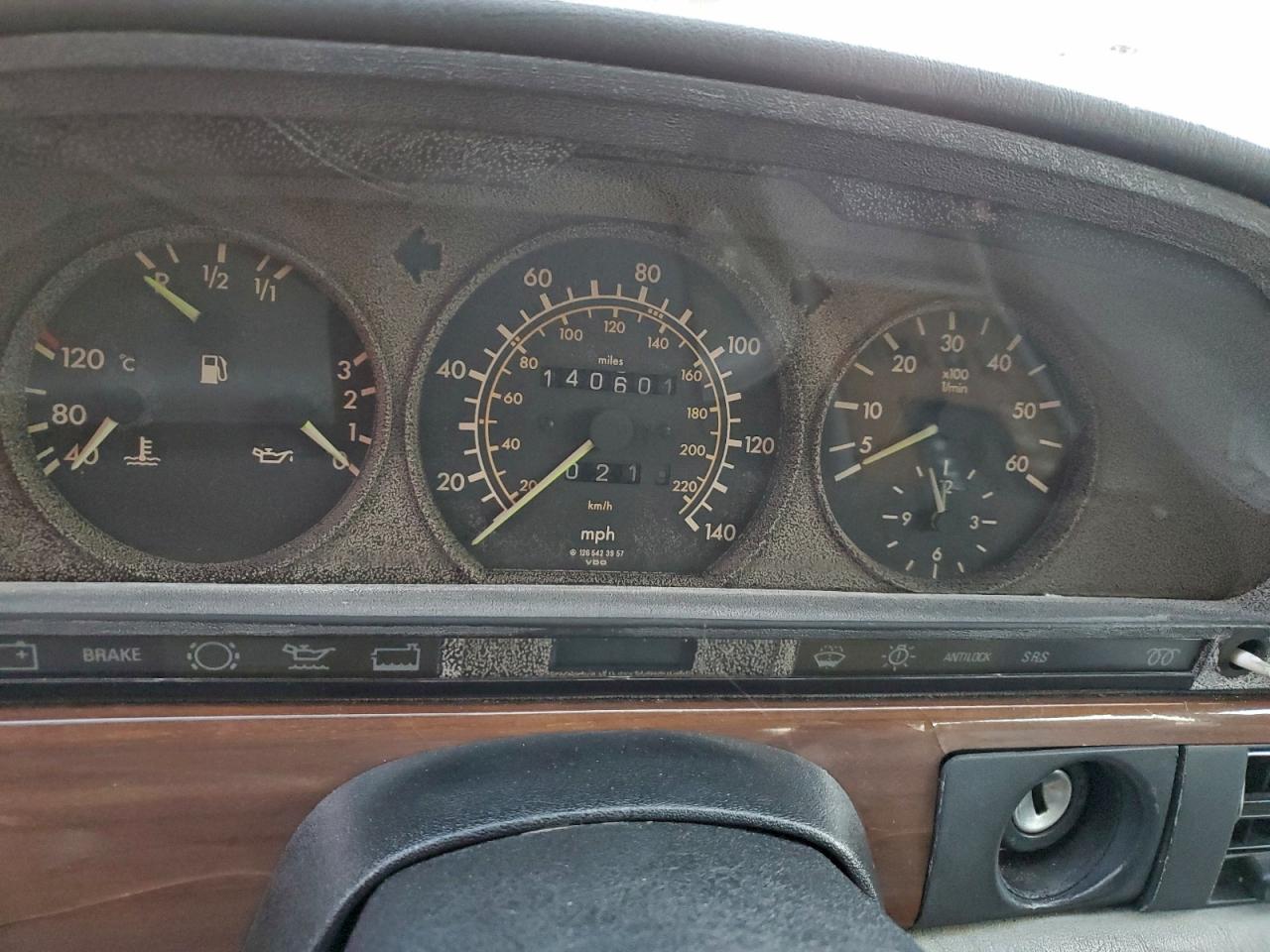 1986 MERCEDES-BENZ 300 SDL photo 9