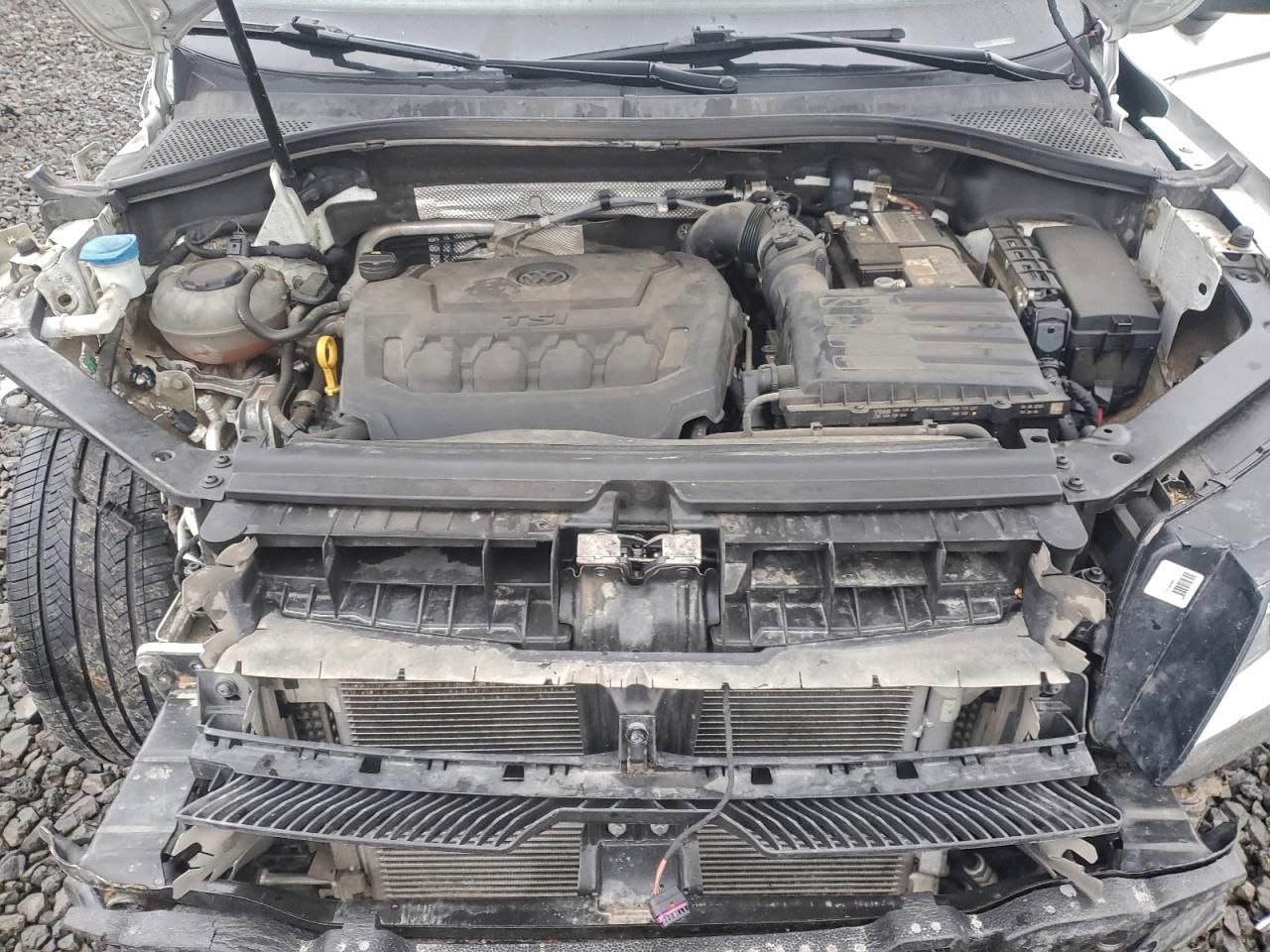 2020 VOLKSWAGEN TIGUAN SE photo 12