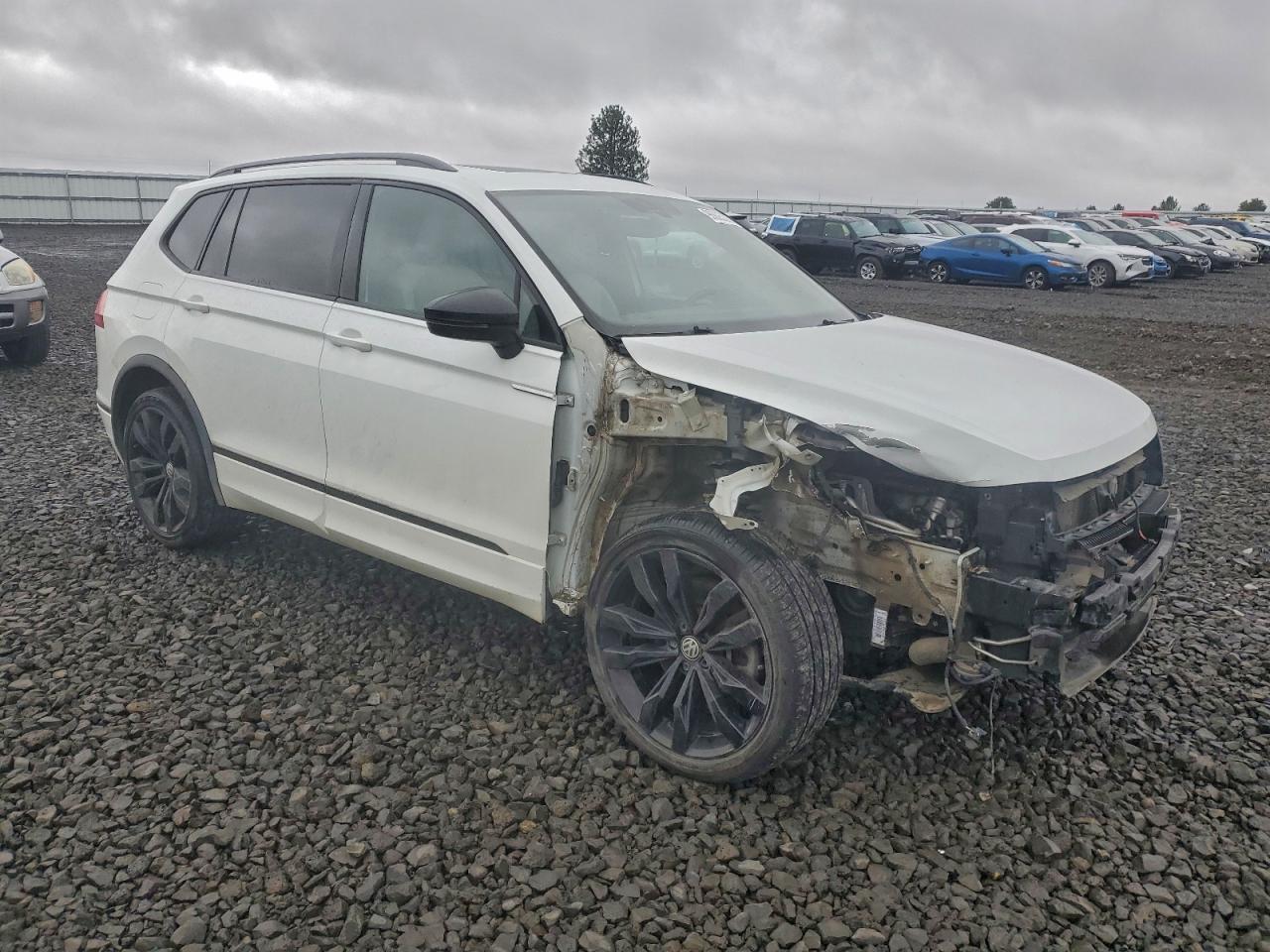 2020 VOLKSWAGEN TIGUAN SE photo 4